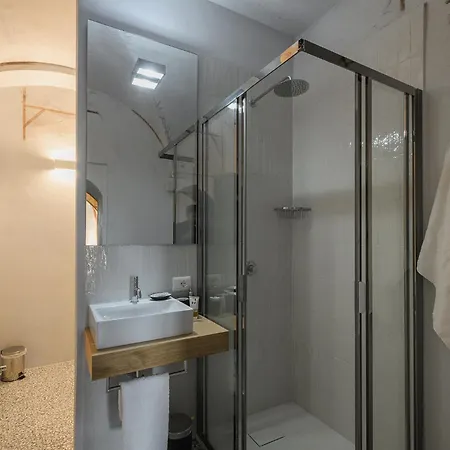 La Grotta Incantata - Elegante Tra Arte E Natura A Appartement Modène
